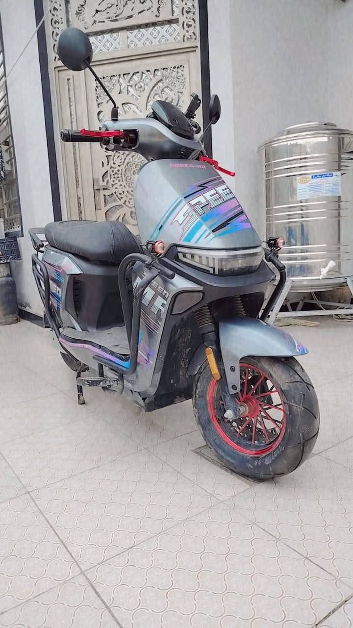 دراجه شحن ٦ بطاريات موديل ٢٠١٦ وضع شركه جديده سعر ٧٥٠ وبيه مجال عنوان ديالى ***********
