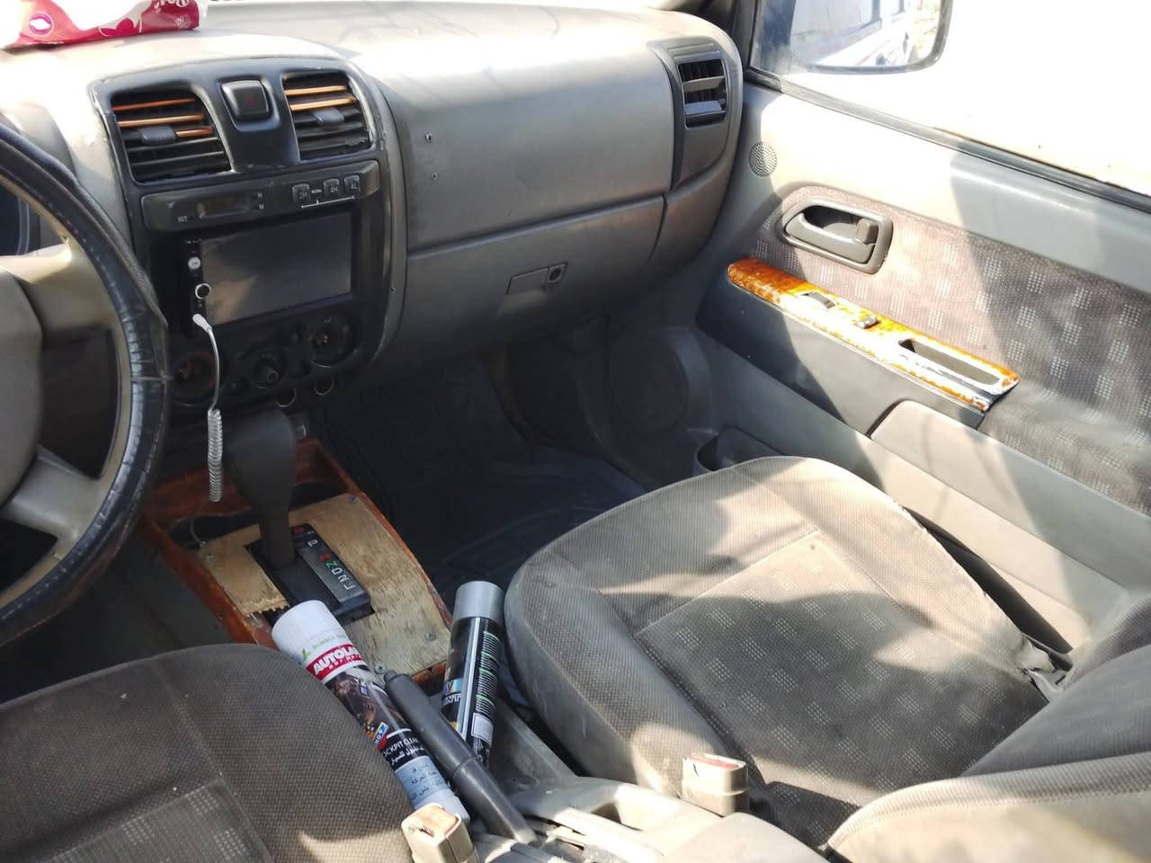 للبيع شوفر ليت لوف موديل 2005 مزاد وزاره الداخليه مكينه وكير فيفتي سياره جاهزة مابيه كل نقص سعره 45ورقه وبيه مجال مكان ناصريه الرفاعي/***********
