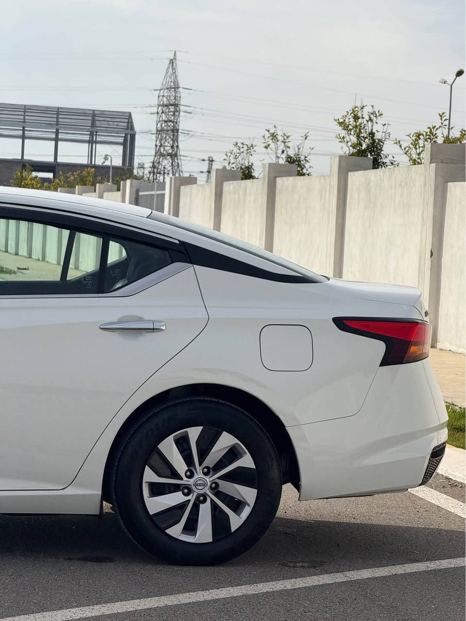 Nissan altima 2024 S
سەیارەکە دەعامێکانیشی بۆیاخ نیە ،بۆنیدەکەی لەسەر شوخت و چاڵ بۆیاخم کردووە ، سەیارەکە بە مانای کەلیمە جوانە ، ڕاداری پێش و پشت ، ڕاداری تەنیشت و خەتی جادە ، بەسمە و شەغال ، ئێرباگ تەنها سوکان تەقیووە ، 32 mile ڕۆشتووە ، سەنەوی و هەموو شتیکی تازەیە ، ڕەسمی حادیسەکەم داناوە
رەقەم شاسی : 1N4BL4BV3RN380277
رەقەم موبایل : *********** السليمانية, العراق
