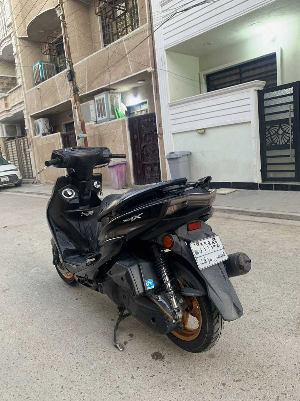 السلام عليكم سكنس شمعه ياباني قبغ نفخ2019سكليتر خطين دراجه بلاديه ومكينه خرسه مالها صوت كهربائيات كلها بلاديه وشغاله ميكانيك 100‎%‎فقط بيها ملاحضات بالكفر والسواد وترتيبات بسيطه دراجه كلها بلاد تخم كلچات رياضي جني بيها ماشيه43الف السعر1100واحد و100وبيها مجال للشراي المايتعبني مكاني شعب حي البساتين ***********
