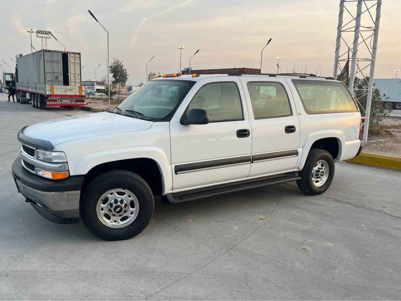 سلام عليكم شوفر ليت مديل 2002 رقم بغداد نكليزي بسمي سنويه مجدد 30 تحويل ثاني يوم كفاله ضربه وتبديل بيه قطعتين صبق فقط الباقي كفاله مكينه 6100 كير 1000 جدد تخم تاير برجستون حداديه جديده تبريد ثلج السياره جديده بمعنه الكلمه وجاهزه من كلشي السعر 155 رقم الهاتف *********** العنوان البصره البصرة, العراق
