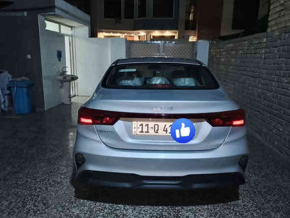 سلام عليكم
سيراتو خليجي 
ضمان دوليه
مديل24 فول موصفات
محرك 2000
فتحه مري شفط 
ماشيه 24الف عله وضع شركه 
سعر 193بيهه مجال 
مكاني بغداد 
رقم ***********
