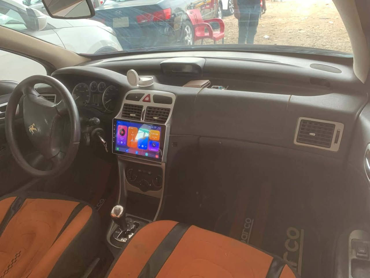 بيجو فرنسي موديل 2005
كلها جديدة حداديه  تخم تاير  كير جديد محرك مكفول كهربائات 
رقم جديدة وسنويه جديدة باسمي
مكانها الديوانية 
السعر 52
بيه مجال شراي ***********
