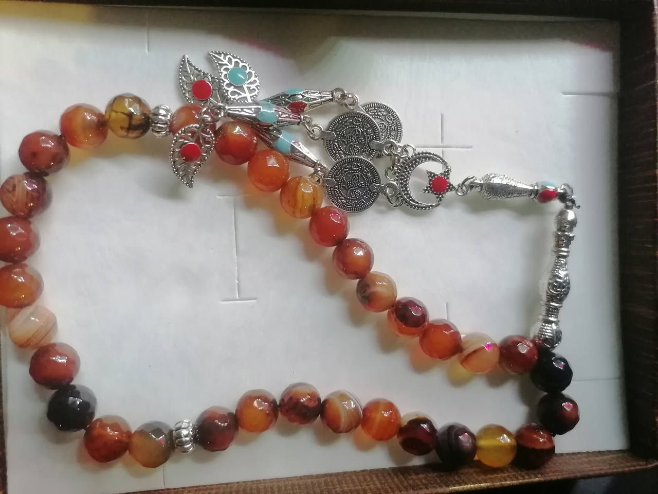 ٣ قطع تحف شرط اصلي وعلى الفحص
القطعه ١٢٥


**إذا كنت صاحب هذا الإعلان وتريد حذفه لأي سبب، رجاءا أرسل رسالة إلى الدعم الفني**