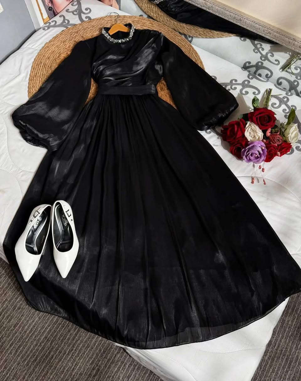 فستان خامه اوركنزة الايطالي كوالتي عالي
سعر 33الف 
قياس 48/46/44/42/40/38/
متوفر 
توصيل 7 الف محافظات
توصيل 5 بصره


**إذا كنت صاحب هذا الإعلان وتريد حذفه لأي سبب، رجاءا أرسل رسالة إلى الدعم الفني**