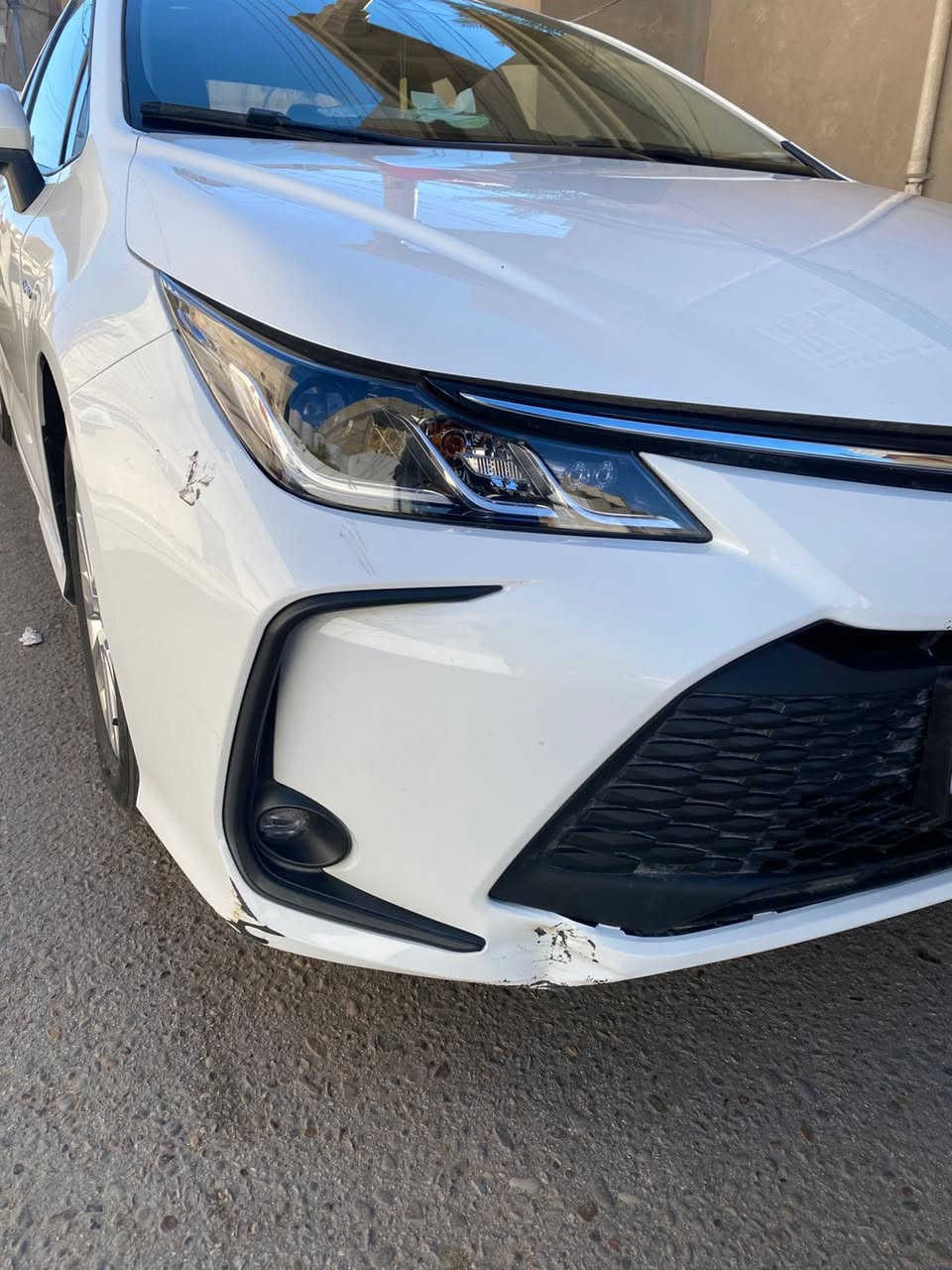 كورلا ٢٤ هايبرد 
بدون فتحه 
بيها طخه صغيره بالباب 
والدعاميه الاماميه 
 بغداد ماشيه 29
مكانها كربلاء سيف سعد 
***********
