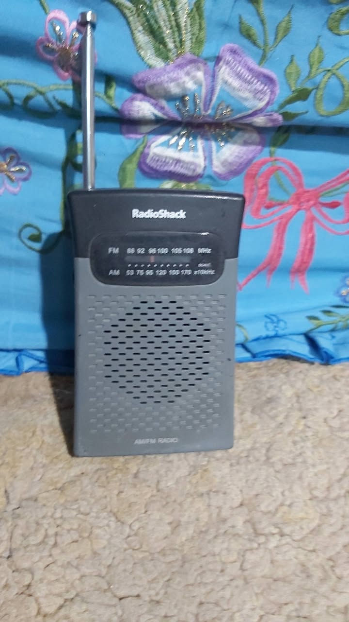 مجموعة راديوات  شغالة  ونظافة عالية ياباني والماني


**إذا كنت صاحب هذا الإعلان وتريد حذفه لأي سبب، رجاءا أرسل رسالة إلى الدعم الفني**