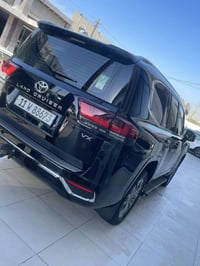 لاندكروز VX • ٢٠٢٣ • ماشية ٣٨٠٠٠