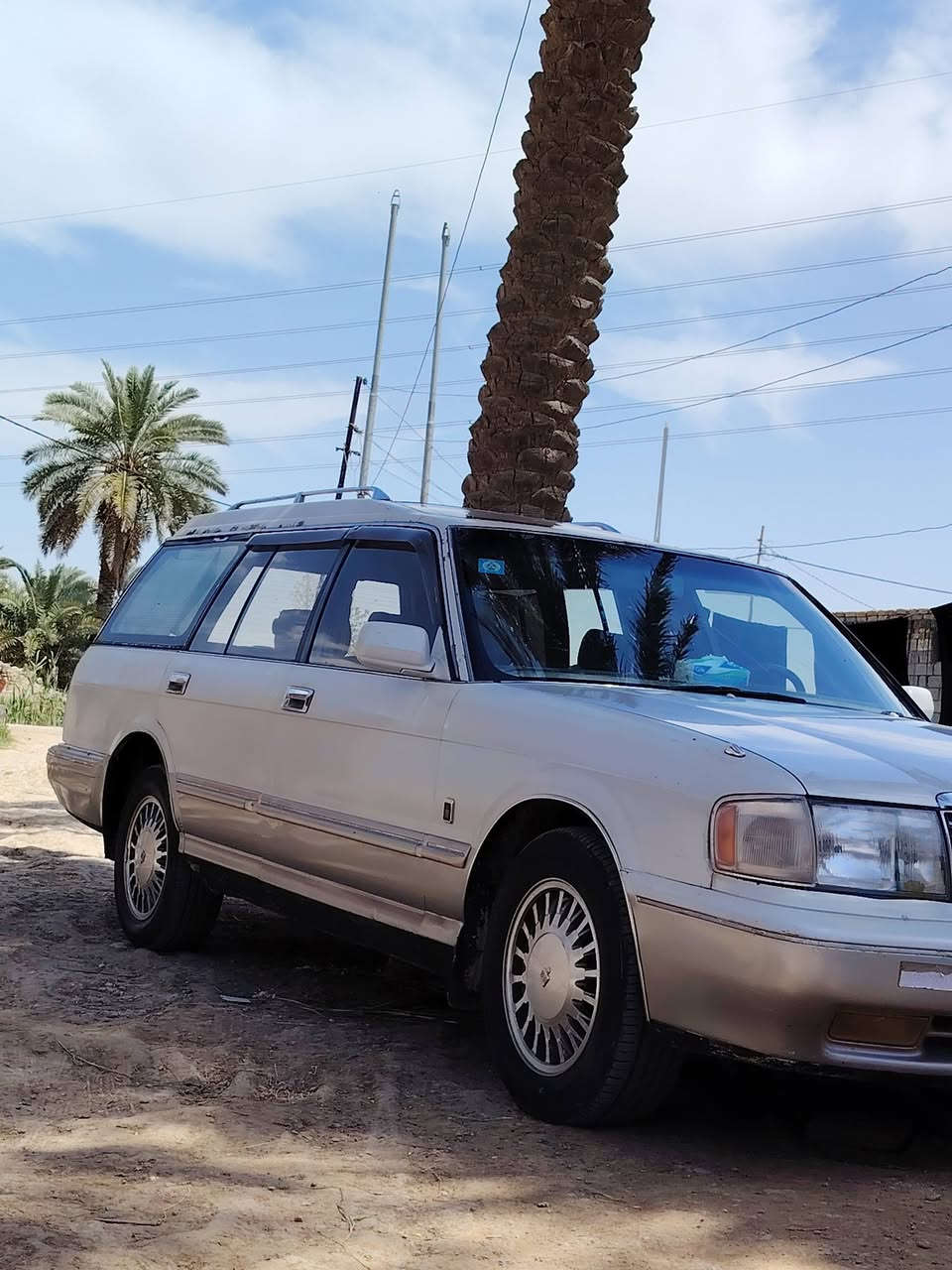 سلام عليكم سياره للبيع ارنب سيدان ستيشن موديل 1991 كير اوتماتيك محرك وكير مكفولات سياره جاهزه مابيهه اي نقص مال جناي سنويه لل28كله رقم انكليزي تحويل مباشر بسمي تخم تاير امامي وخلفي جديد
مكاني بابل - طريق العلويه شريفه

اتصال ***********
