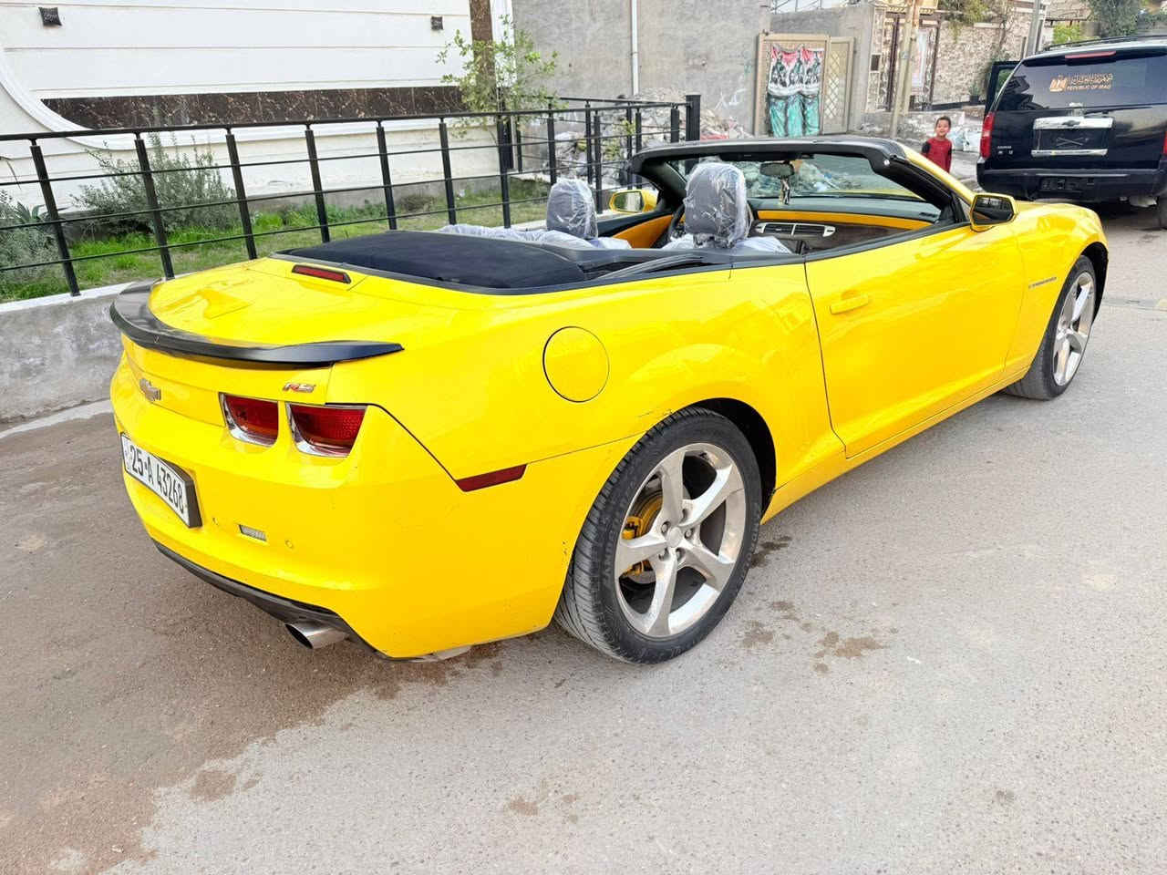 ***********
*********** للبيع
85 وبيها مجال
كمارو 2013  RT
تخم تاير ويل 20 كروم
صدر امامي خلفي جديد
مكينه وكير مكفولات 
باتري جديد
تدفئه تبريد
شاشاه وسستم صوت 
غرفه اول بارحه مدوشمه كلها للسياره
والسياره باسمي تحويل ثاني يوم
عنوان السياره بغداد الحسينيه / راشديه
شارع الجريخي قرب جامع اسد الله الغالب
