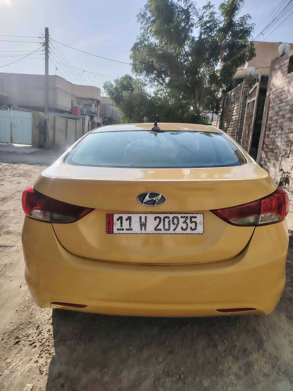 الانتره امريكيه كير مكينه صار شهر من شادها حاويه خير من الله جاملغ وبنيد بدون دواخل سنويه صار شهر من نافذه هيه مصفر مكاني حله حي العسكري قرب مركز المنتصر موبايل        *********** سعر ١٠٨ وبيه مجال علما مكلف بالنشر لحد يراسلني خابر
