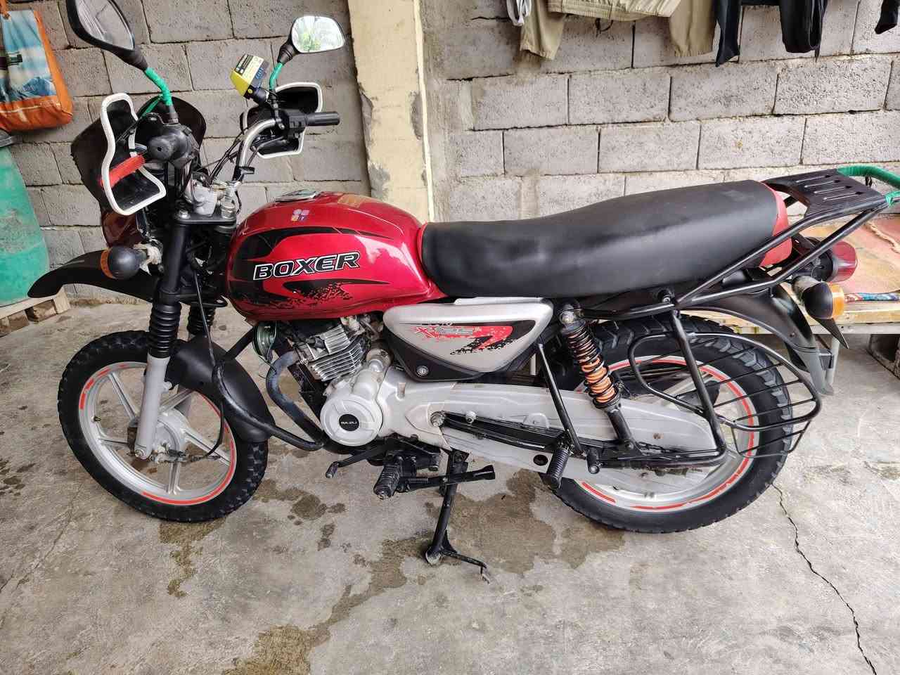 اسلام عليكم دراجه بوكسر موديل 2018اةوراق شرط ترقيم بوجهك تروح اللمرور اترقم كهربايات كامله هندر سلف. نكره مكينه خير من الله دبلا لايت عالي ناصي تايرات جدد نضيفه وشوفت عينك  بالحقيقه والله احله من صور السعر 800المكان ديالى بعقوبه ***********
