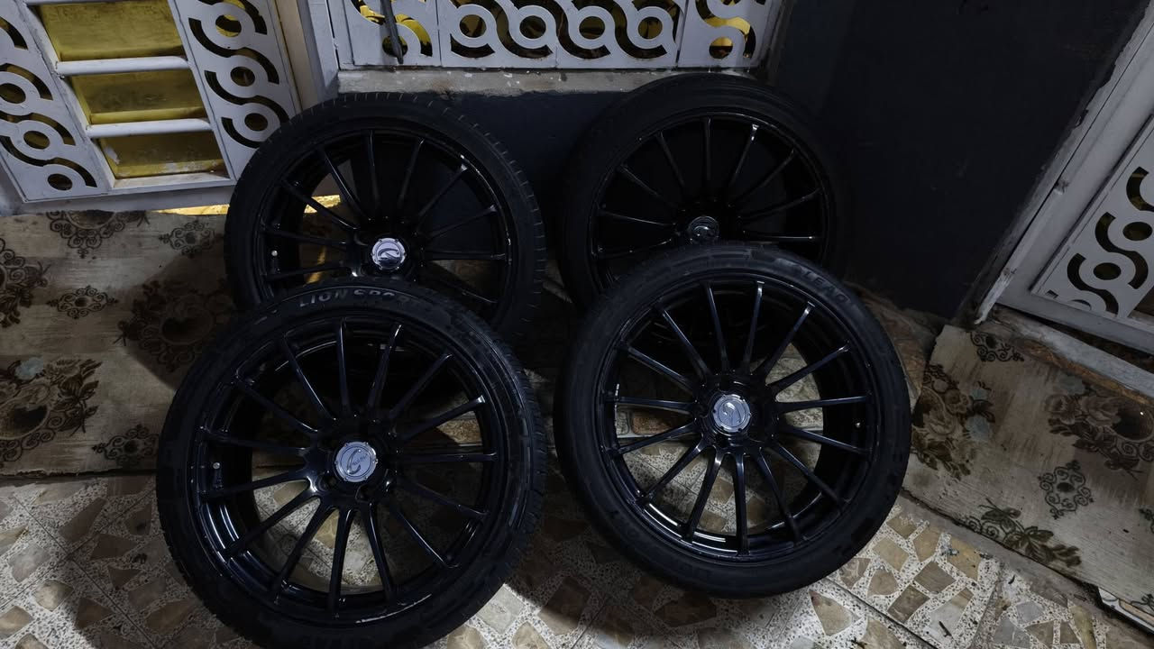سلام عليكم عندي ويل 19 تو تايز رياضي يرهم ماجسته ملكه شاهينه مراوس بويل هم رياضي وبيع هم يرهم رقمي***********
