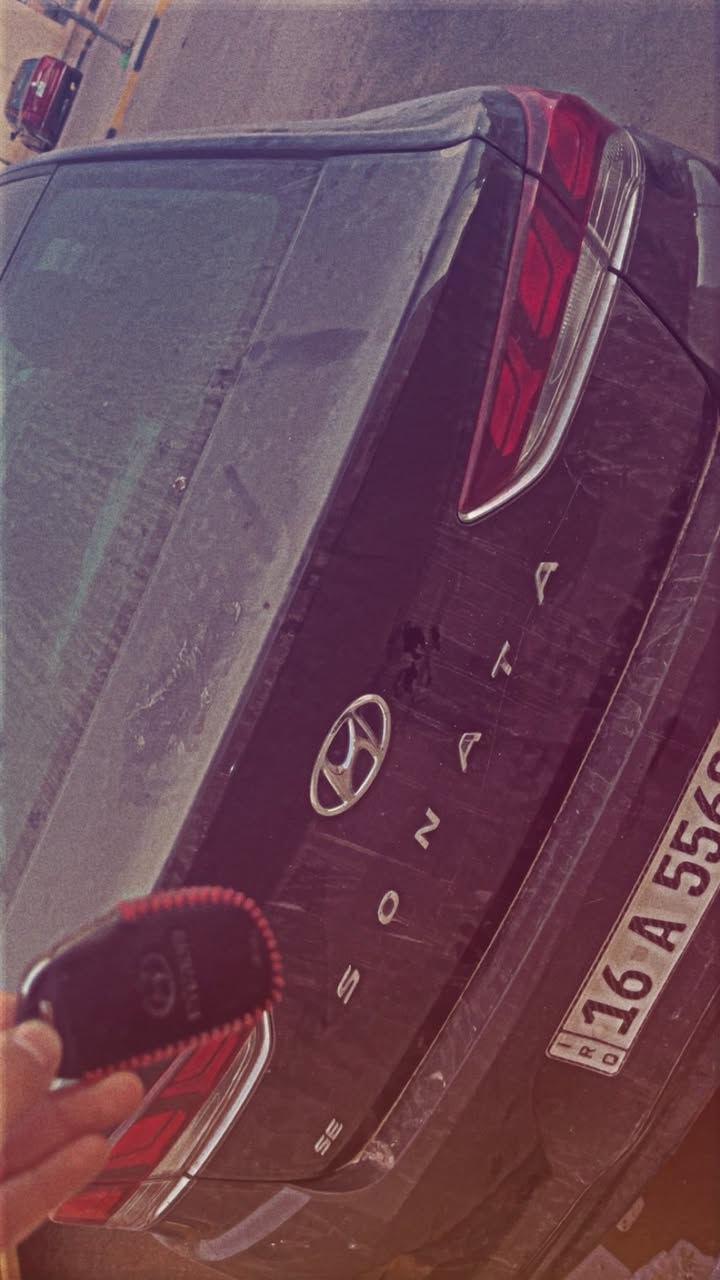 سوناتا وارد 2018 رقم قادسية انكليزي
صور الحادث مرفقة (دون تغيير اي قطعة) مع عدم وجود قطرة صبغ . مع ملاحظات بسيطه  وخيط تبخير
……….
🚙 محرك 2400 GDi .
🚙 تحكم ستيرن .
🚙 شاشة .
🚙 كاميرا خلفية عند الرجوع .
🚙 3 انظمة للقياد .
🚙 رادار مري نقطة عمياء .
🚙 بصمة صيني (ترحيب ، قفل ذاتي ، تشغيل عن بعد) .
🚙 ماشيه ٨٧ آلف قابل للزيادة .
السعر  ١٣٢ وبيها مجال بسيط
………
للاستفسار  / ‭ ***********
