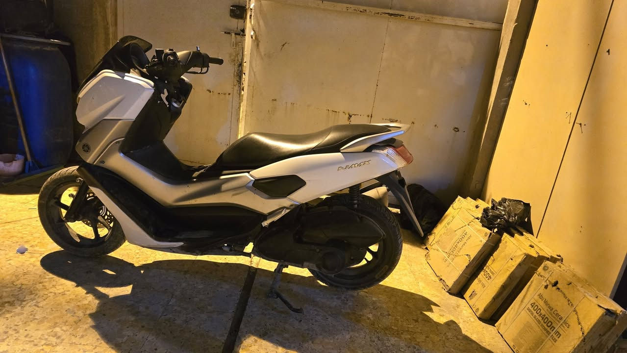 السلام عليكم  دراجه ان ماكس موديل ٢٠٢٠ ياباني الدراجه زيرو ماشيه 5000 فقط كفاله عامه من كلشي فقط حادث بيه بلوجي
يرادله فقط بجم وماصده   سعر   ٨٥٠. وبيه مجال بصيط تصال فقط.  ***********. عنوان مسيب.
