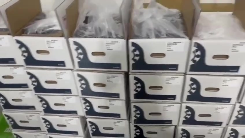 📣📣‼️تعلن محلات سيد احمد تجهيز كافة انواع البولبرنات والبراكيتات والزناجيل والچبن والكريز الحراي

جملة الجملة 🔥⚠️

لكافة المعامل الانتاجية  والدوائر الحكومية 🌋

(📍بغداد -شارع الشيخ عمر-مجاور كراج النهضة)

الاتصال او المراسلة عبر الواتساب ***********☎️

يوجد خدمات توصيل  لجميع انحاء العراق🚀🚚🇮🇶
