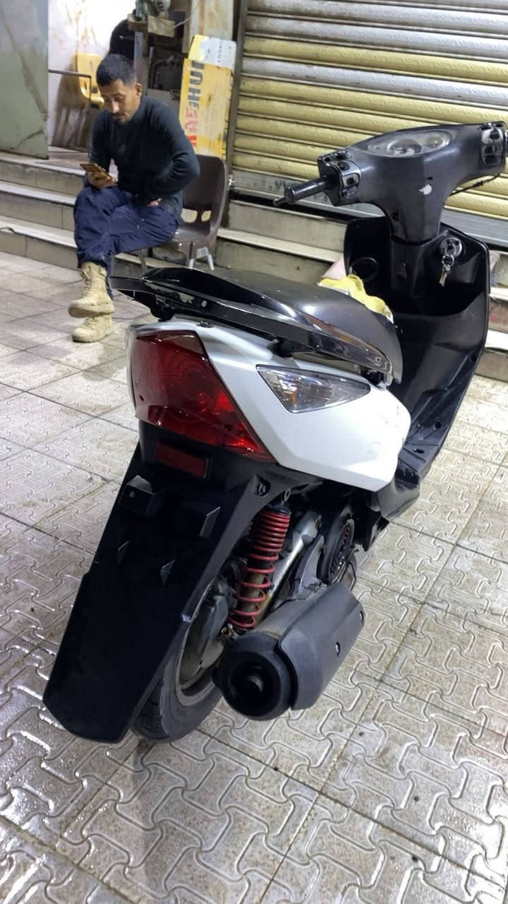 دراجه ثعلب البيع  نضيفه
مكاني الحريه سعر 600 وبيه مجال رقم ***********
