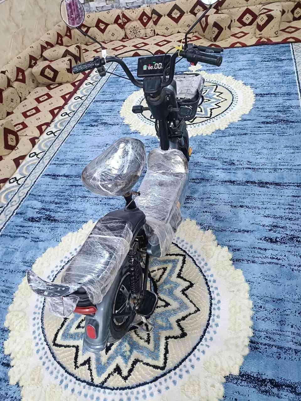 السلام عليكم دراجه شحن للبيع استخدام قليل دراجه بالكرتون مكفوله من كل شيء تشغيل عن بعد السعر 250 وبيها مجال للاستفسار اتصل على الرقم ***********
العنوان الناصريه على طريق سيد دخيل القديم
