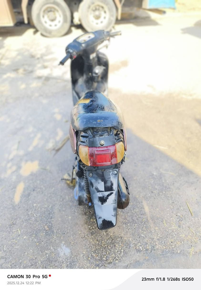 سلام عليكم دراجه منغولي للبيع  مكان ناصريه مركز زيناويه سعر 180
***********
