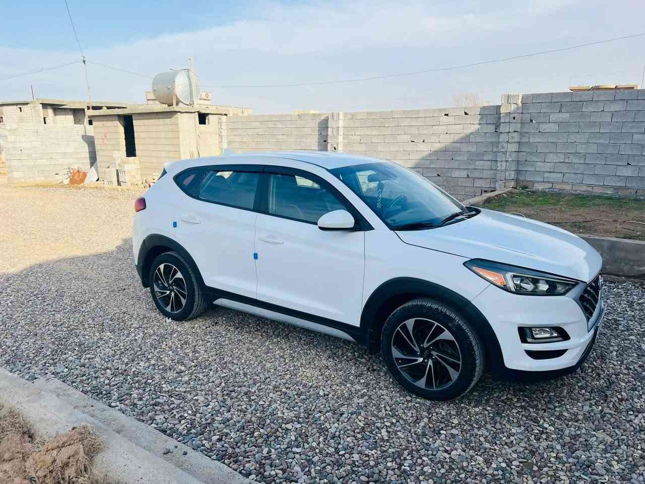 توكسون موديل 2019وارد امريكي ضرر الجاملغ الايمن معدل عالبارد دواخل كله نضيف السياره رقم ارييل بسمي مكان السياره حي فلسطين/اتصل لمعرفة السعر ***********
