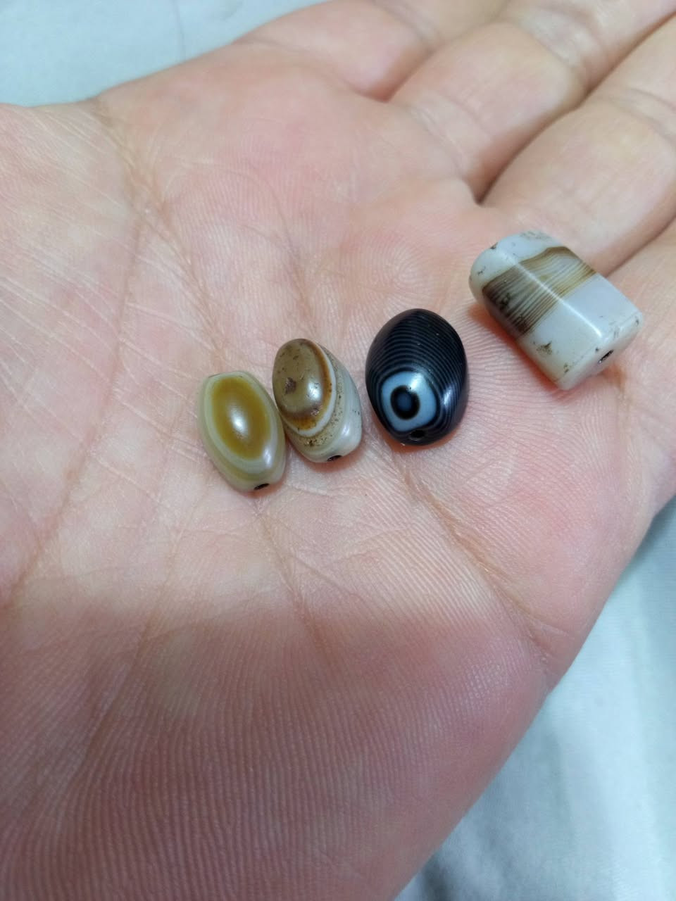 اصحاب الجمله والمزادات ان شاء الله رجعنه بحجار مختلفه وقديمة متنوعه وبكميات اهلا وسهلا ...


**إذا كنت صاحب هذا الإعلان وتريد حذفه لأي سبب، رجاءا أرسل رسالة إلى الدعم الفني**