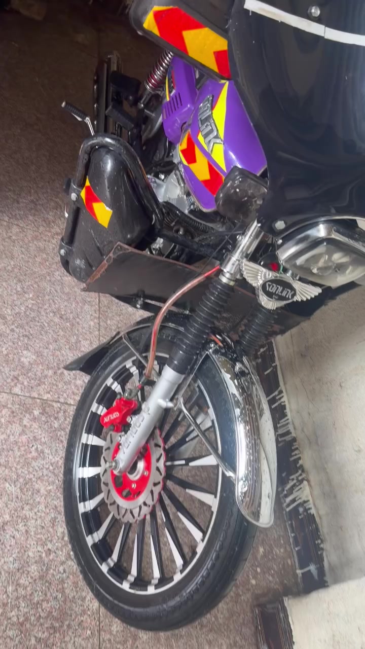 2025
اوراق كامله 
مكاني زعفرانيه 
دراجه جديده 
700 قفل 
***********
