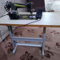 ماكنة خياطة • كاملة • ميز وماطور