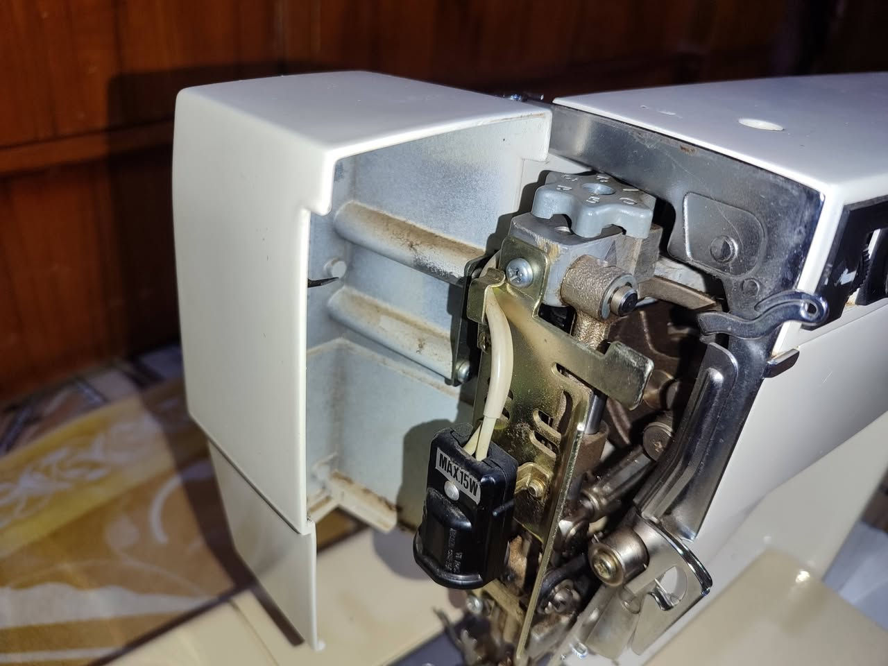 سلام عليكم مكينه خياطه للبيع عاطله 40الف
بصره***********
