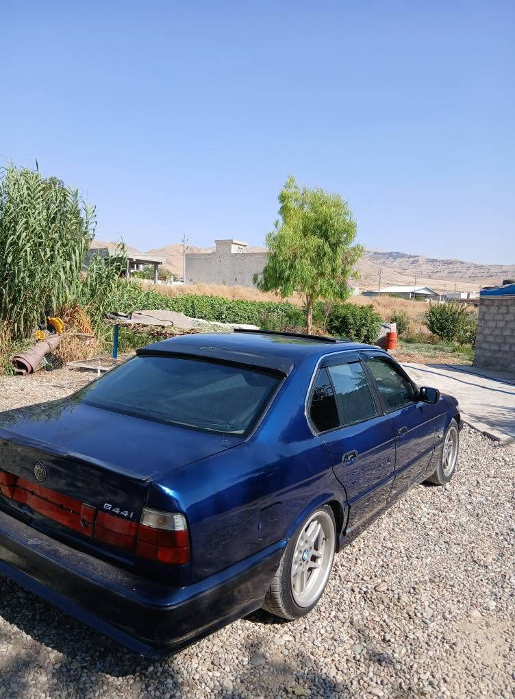 بیئم مودیل95
ئاڕم پلەستیک سلیمانی 
بەشەرتی دەعمی هیچ پیوانەبیت
تەنانەت قرچی نەبیت
525گیرعادی سلەیت
تەبرید
جام کارەبای قوفڵ مەرکەزی
ویل ئیم پیش گەورە
دەعامی ئیم 
لەیت ئاڵ قەوزینۆن
دیارمەسرەفی تیانییە
سحری 38گەڵە
شوین تەق تەق
*********** السليمانية, العراق
