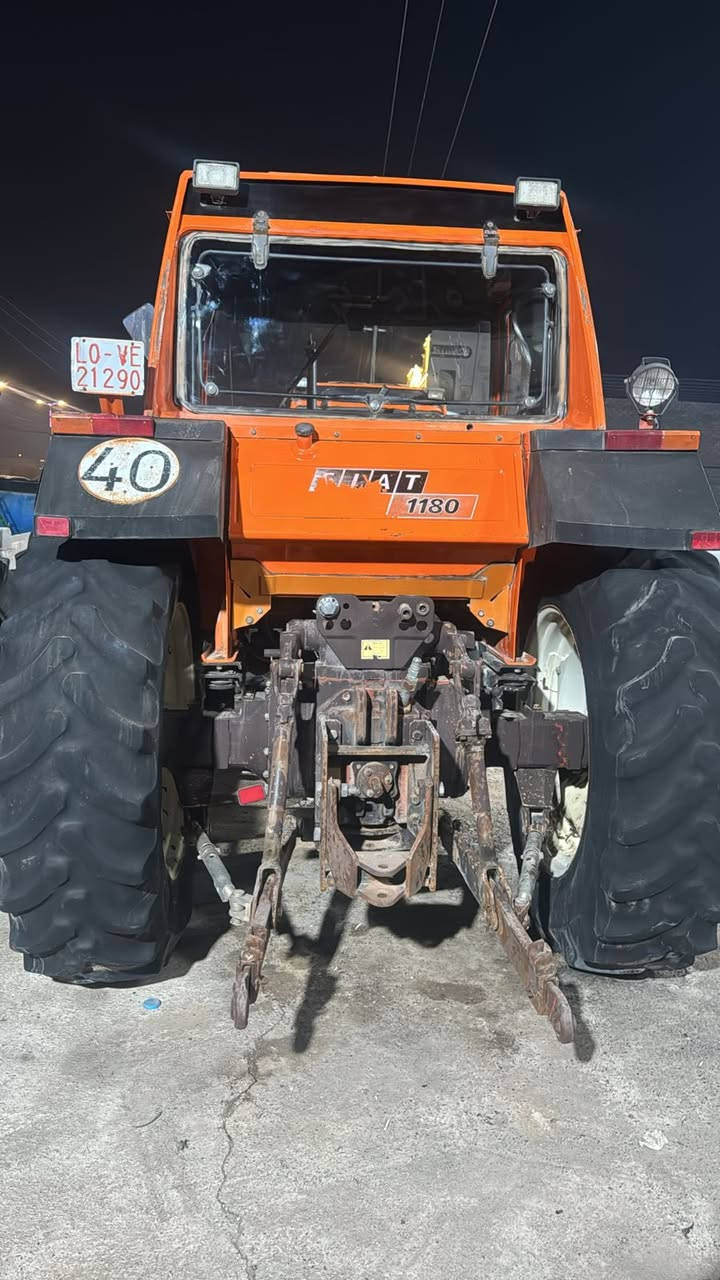 فيات 1180تك اوربي غير مستخدام داخل العراق مكينه جاهزه للعمل ام داكوكه  مكان الموصل برطله***********
