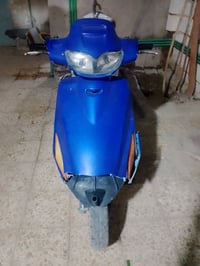 دراجه فراشه للبيع سعر 300ماعندي خاص اتصل عل رقم 07840510668