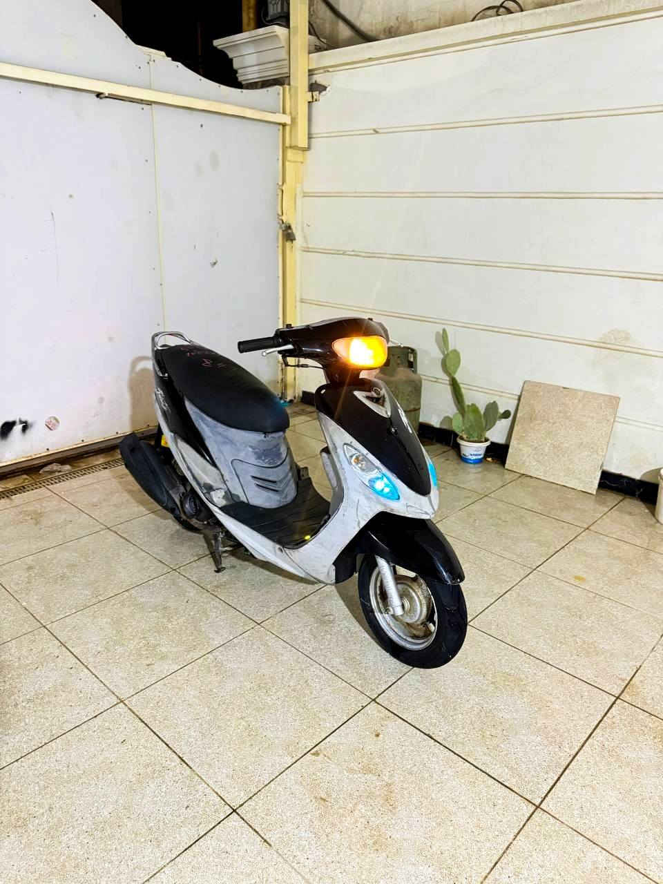 السلام عليكم🙋🏻

ماطور. للبيع.  ماكس منغولي نضافه فول شوفت عينك برغي ما مفتوح بيه كهربائيات شغاله كله شلعه ومعدل شرط مكينه ما مفتوحه كفاله صارله 27 من نازله حاويه عله ايدي المكان دوانيه شارع الوكفه السعر خاص او اتصال
واتساب.             (***********)
