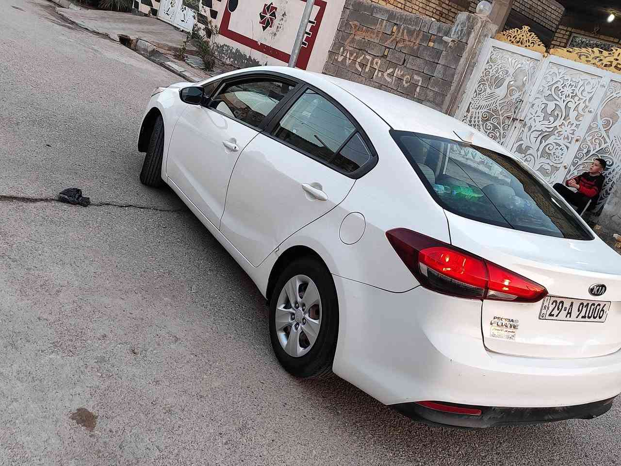 السلام عليكم كية فورتي2018 وارد امريكي ضربة خفيفة موجود السونار رقم واسط السنوية بسمي تحويل ثاني يوم مكينة الفين دوش ماشية 88244 ميل اي ايرباك  ماطاك الاستفسار الاتصال على الرقم *********** متوفر في الرقم واتساب
