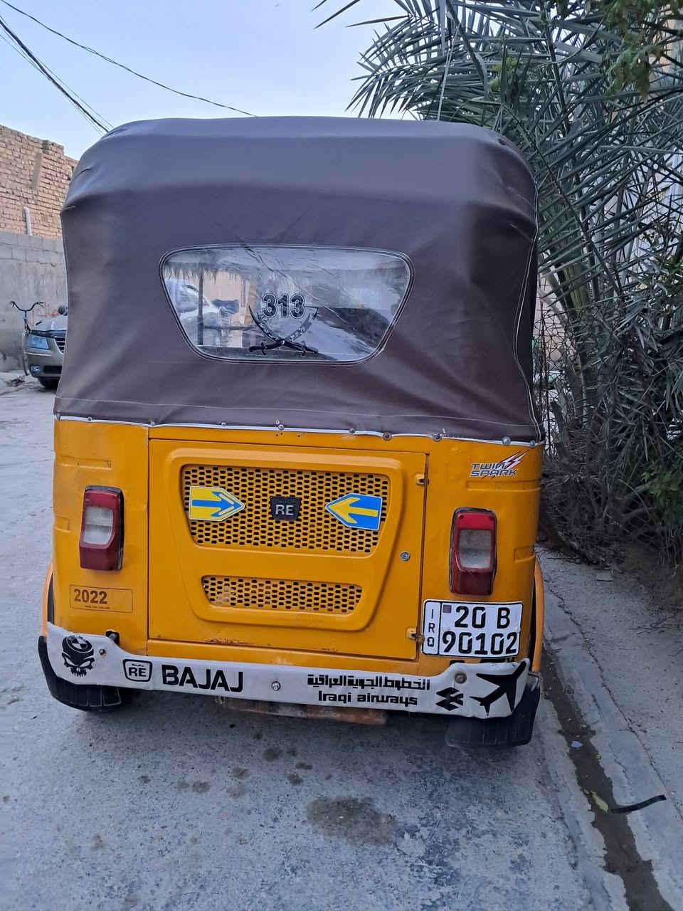 سلام عليكم ورحمه الله وبركاته تكتك موديل ٢٠٢٢ بدون صبغ محرك خير من الله تخم تاير اكسل جديد دواسات الاماميه اخياسات قليله السعر ٧ونص المكان ديالى بعقوبه المفرك الرقم ***********
