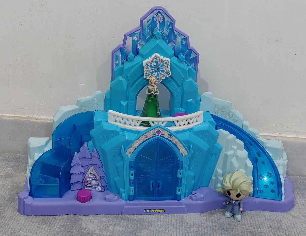 وزن ثقيل والحجم كبير
السعر مع المجسمات ب١٠


**إذا كنت صاحب هذا الإعلان وتريد حذفه لأي سبب، رجاءا أرسل رسالة إلى الدعم الفني**