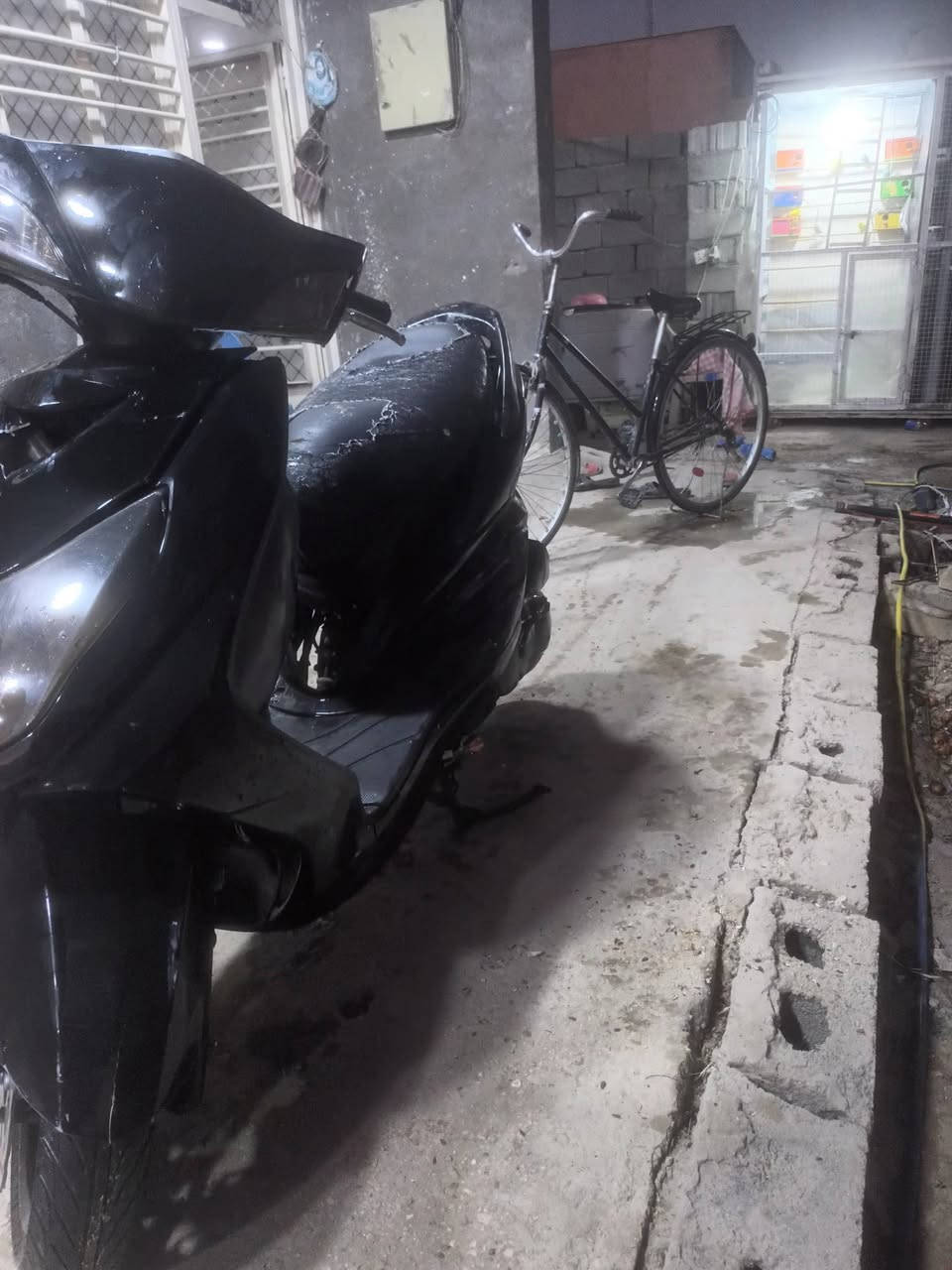 السلام عليكم سكنز فحل للبيع دراجه حلوه وناعمه المكان شهداء البياع استفسار على الرقم ***********
