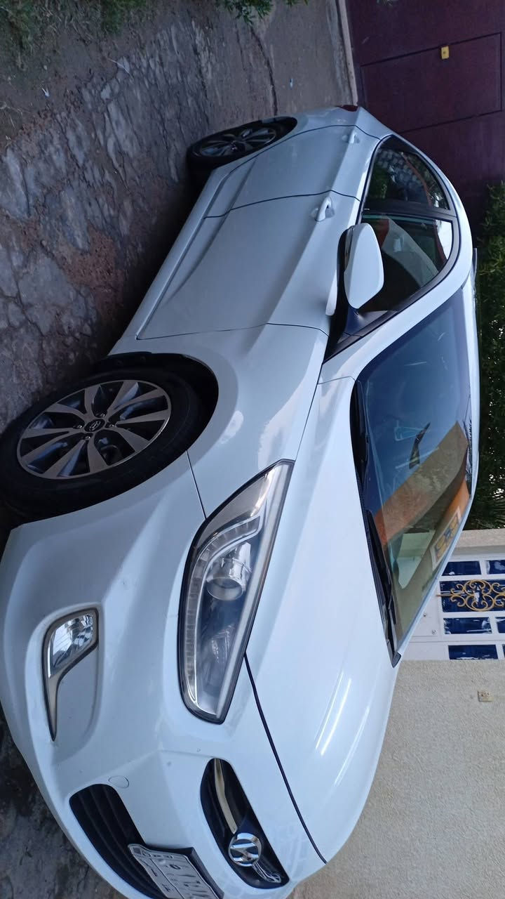 السلام عليكم
اكسنت ٢٠١٦ خليجي

فول مواصفات

محرك 1600 دوش

رقم بغداد

العنوان بغداد الكرخ 

***********
