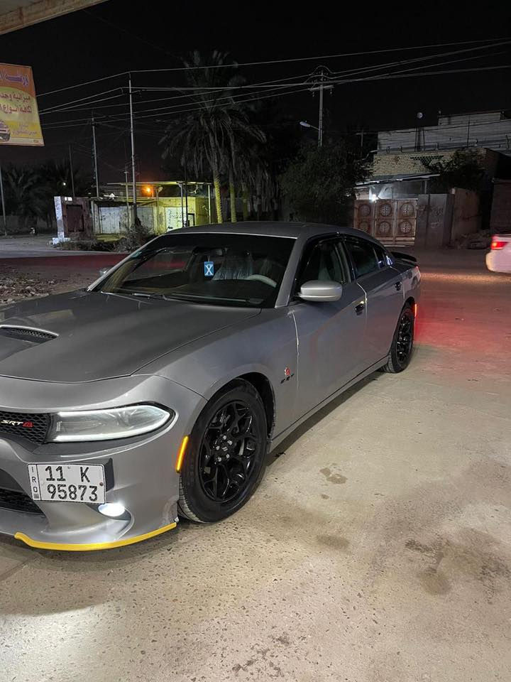 جارجر 15 أمريكي 
السيارة محدثه SRT
ماشيه 140 mi
مكينه وكير كفاله 
تخم تاير جديد حداده جديده
العنوان البصرة قضاء القرنه 
السعر 165$
***********مكلف بل نشر هاذه رقم صاحب السيارة
