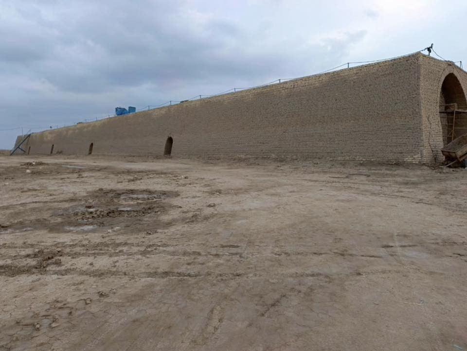 سلام عليكم 
معمل طابوك لبيع 
فران جديد 
خط نتاجي جديد 
معمل كامل من كلشي 
‭*********** 
‭0773 510 3107
