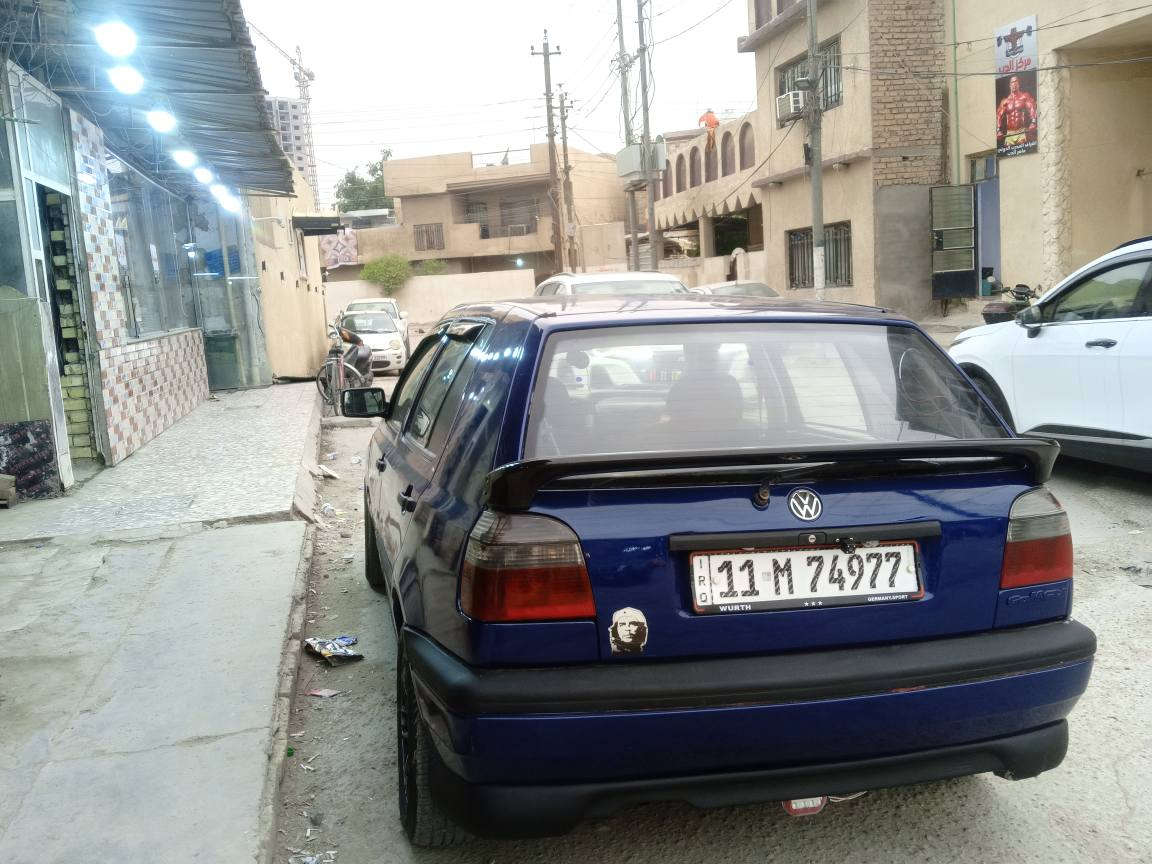 سلام عليكم شباب كولف موديل 93 سياره نضيفه جدا مصبوغه حزام كير مكينه مكفول رقم بغداد جديد بسمي شرط التحويل مكاني البياع  *********** سعر 46 بغداد, العراق
