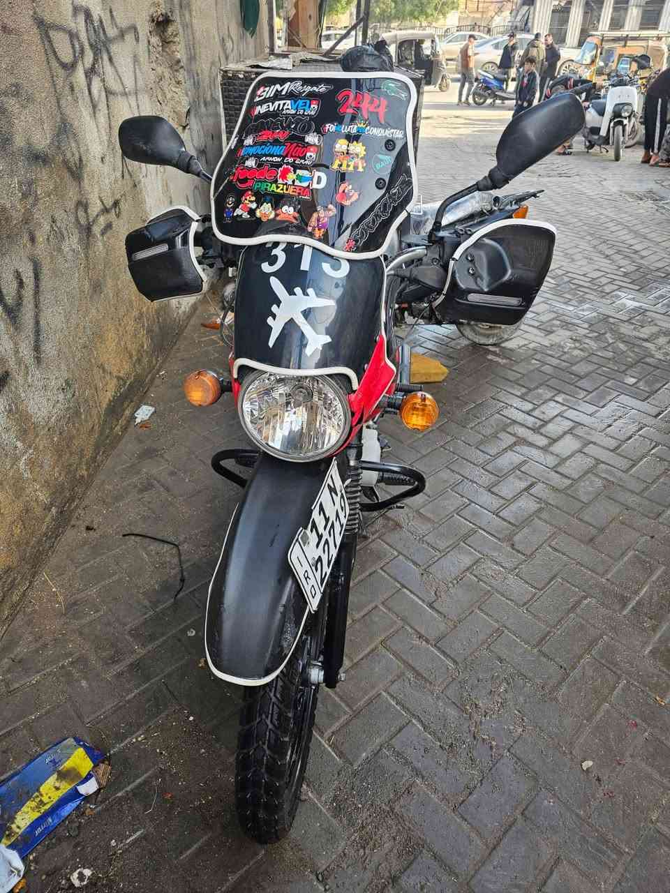 يالله السلام عليكم
بوكسر جبلي موديل 2023 كلش نضيفه

 (مرقمه بغداد لوحتين انكليزي) تحويل ثاني يوم مكفوله كفاله عامه مابيها برغي نقص ربع متذب عليها وبلعافيه ع ياخذها السعر مليونين و450 وبيها مجال بسيط

مكاني بغداد مدينة الصدر  

متواجد خاص


**إذا كنت صاحب هذا الإعلان وتريد حذفه لأي سبب، رجاءا أرسل رسالة إلى الدعم الفني**