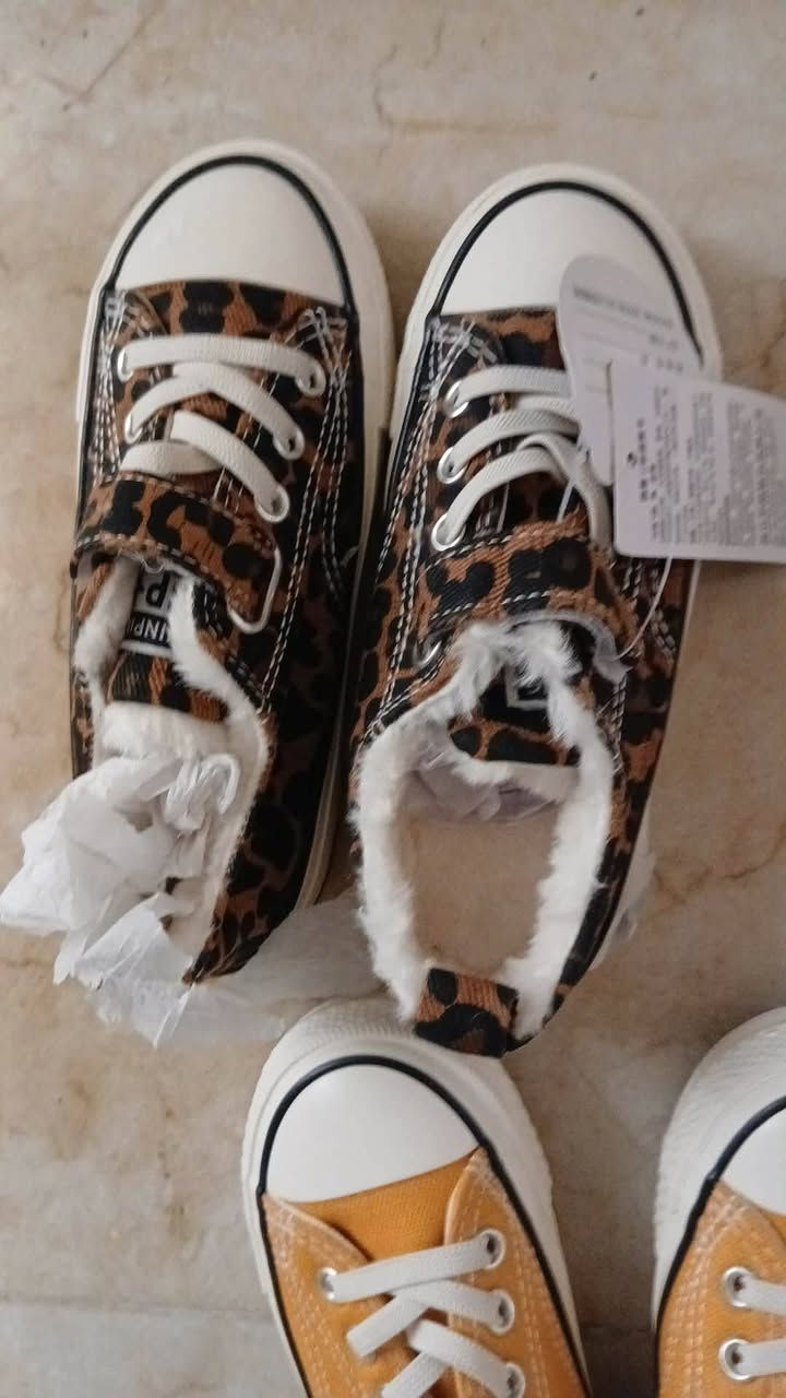 شلعة ملابس واحذية اطفال  ٤٥ قطعة 
٨٠مع التوصيل


**إذا كنت صاحب هذا الإعلان وتريد حذفه لأي سبب، رجاءا أرسل رسالة إلى الدعم الفني**