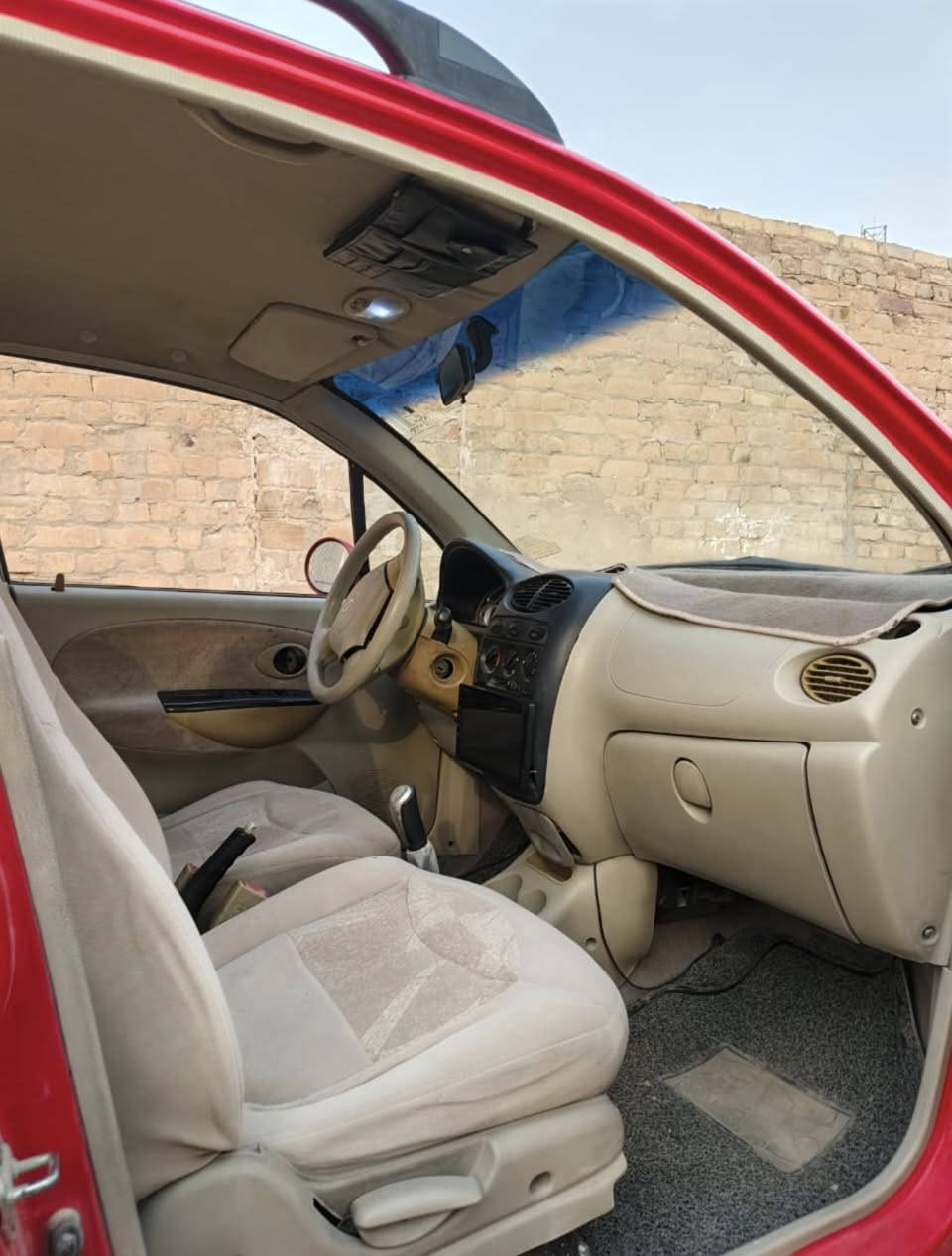 السلام عليكم كيو كيو موديل 13 بيه بس طخه كلش بسيطه بل جاملغ جهت الصدر تبريد كير محرك كله مكفول *********** السياره باسمي تحويل كبل

