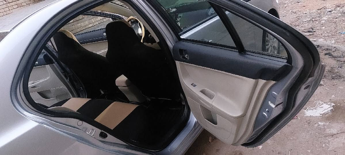 السلام عليكم اخوان لانسر قرش ١٦ مكفولة ماعدة بارد قبق جنطة الباقي كفالة ماشية ٥٥ حقيقي تحكم استيرن كامرة خلفية حساس خلفي رقم جديد بسمي رغم بغداد تخم تاير باتري جديد السيارة حلوة تجي وشوف ابعينك السعر١٢٥ مجال بصيط اتصل ودلل *********** ابو يوسف بغداد الدورة
