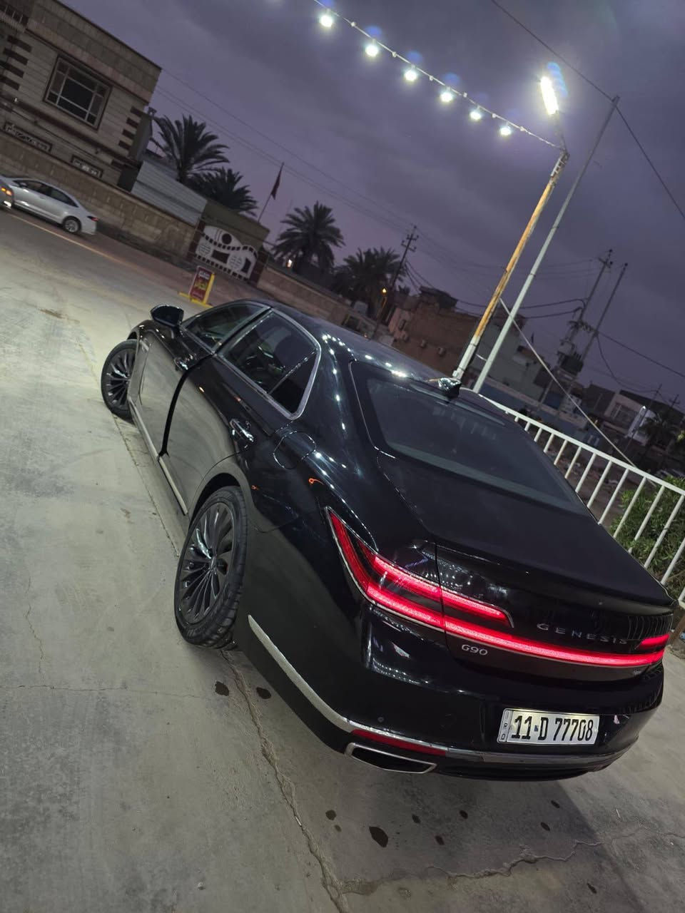سلام عليكم للبيع جنيسيس جي 90 وارد كوري موديل 2019 رقم بغداد جاهزه مابيه كل نقص مكينه 6سلندر  تنفس طبيعي مكاني كربلاء بيه مكانات صبغ من كوريا اجت هيج +964 774 932 5313
