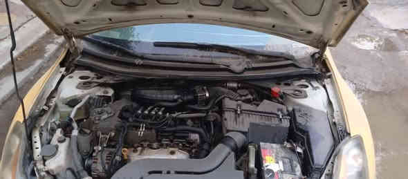 سلام عليكم للبيع نيسان ايلتمه 2009 ابيع ع حادثه رقم بغداد تحويل  مباشر السعر 40والاستفسار ***********
