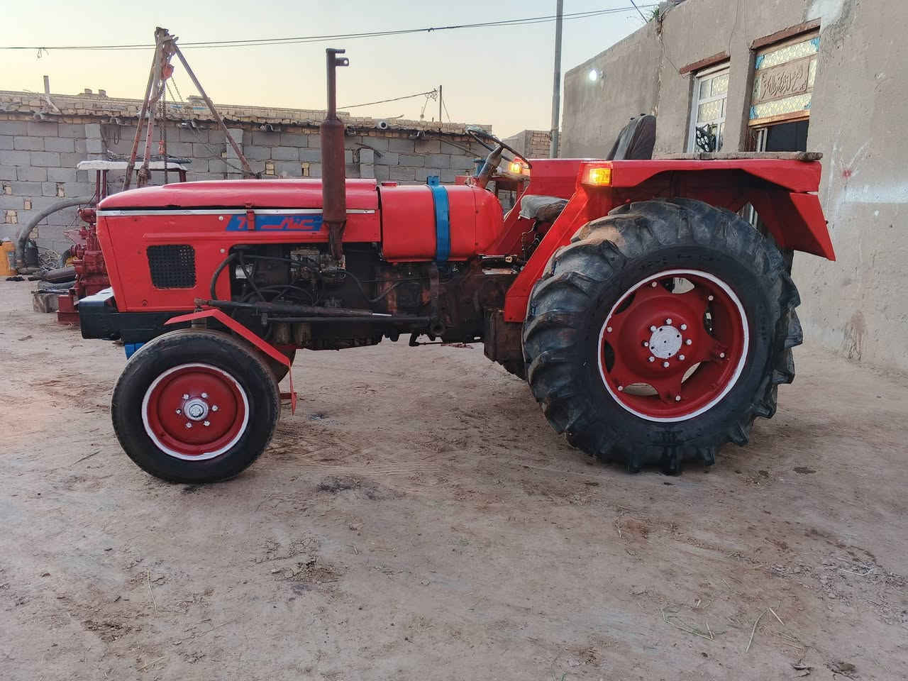 عنتر للبيع موديل 87 مكينه مكفوله كفاله عامه محرك  وكير وجهاز  نكره سلف تخم تاير  مكينه جاهزه لشغل كهربائيات ***********
