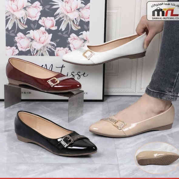 حذاء   نسائية السعر 10 الاف خفيف🦋
الاناقه تبدّا من خطوتك 💓جلد  طبي 💸
✅مديلات عصريه تناسب كل إطلاله
✅راحه ➕اناقه 🟰كمال إطلاله 
✅متوفر كل الاوان كوالتي عالي 
للحجزوالطلب راسلونا على الأرقام التأليه
***********؟***********
لديناتوصيل إلى كافة المحافظات. العراقيه
