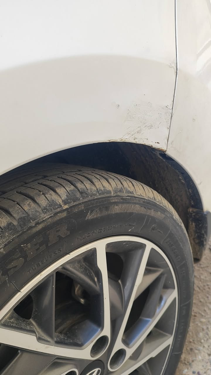 السلام عليكم لنترة خليجي موديل 20 فول مواصفات رقم بغداد سيارة بسمي  مكاني الغزالية  ماشية  10010 مابية نقص برغي  سيارة جديدة   سعر 147 وبية مجال  ***********
