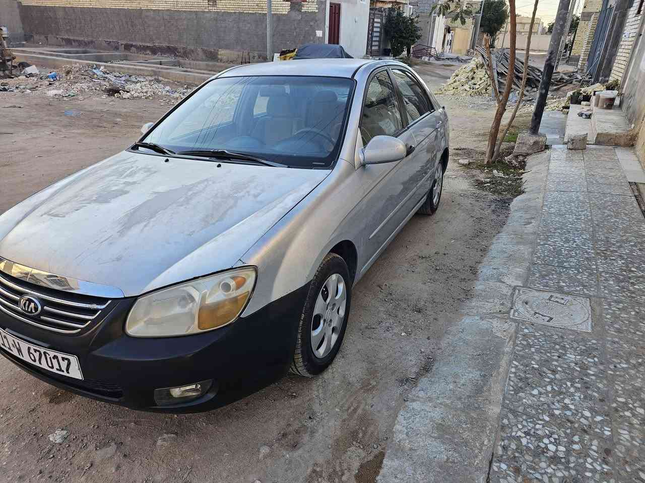 سلام عليكم البيع سبكترا موديل 2007 وارد امريكي جاملغ وبنيد بدون دواخل سيارة جديده وجاهزه من كلشي تبريد ثلج حدادية تخم تاير كير ومكينة 2000 دوش  سيارة أحله من صور السعر 66 وبيها مجال قليل  الأستفسار علا رقم *********** مكان سيارة كربلاء
